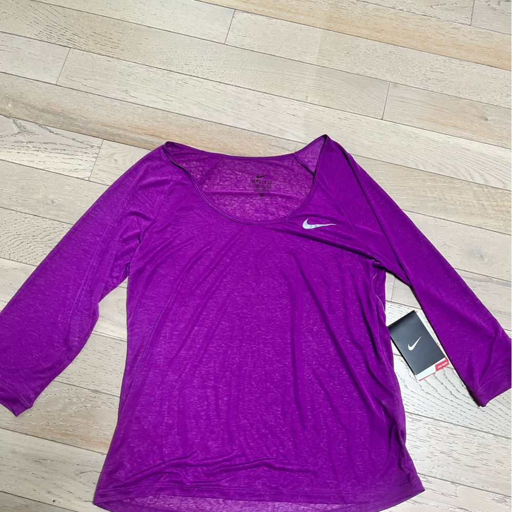 NWT Nike Breathe Purple 3/4 Sleeve Running Top Lightweight XS